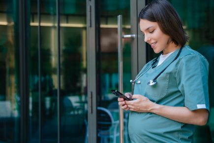 grossesse-et-travail-de-nuit-guide-pour-agentes-hospitalieres