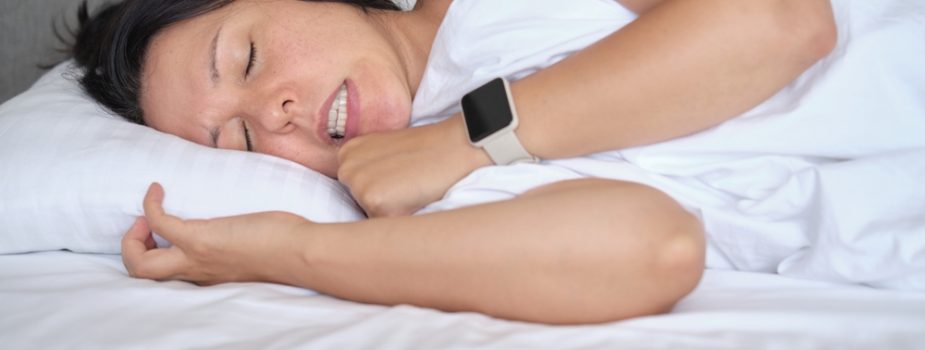 serrer-les-dents-la-nuit-un-trouble-courant-chez-les-agents-publics